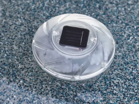 Bestway Lampka solarna do basenu śr.18 cm 58111 Bestway Lampka solarna do basenu śr.18 cm 58111